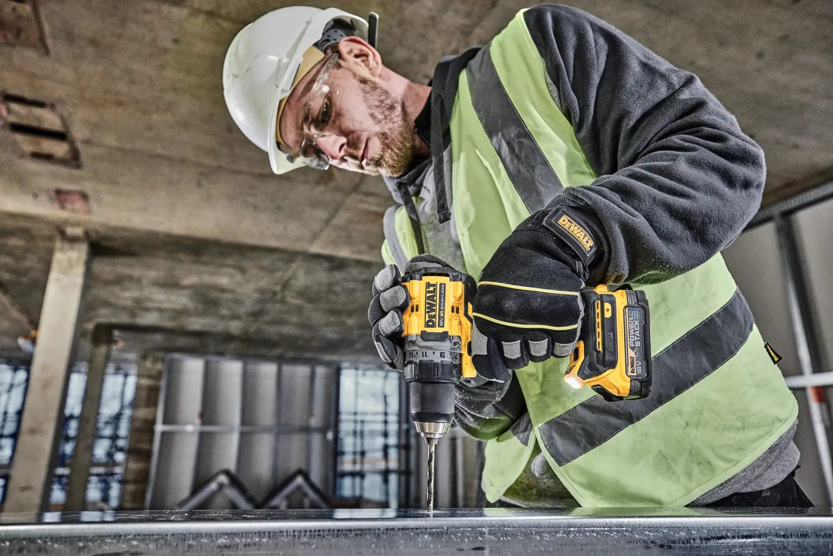 18V XR® Brushless Drill Driver - 2 X 1.7Ah POWERSTACK™ Batteries