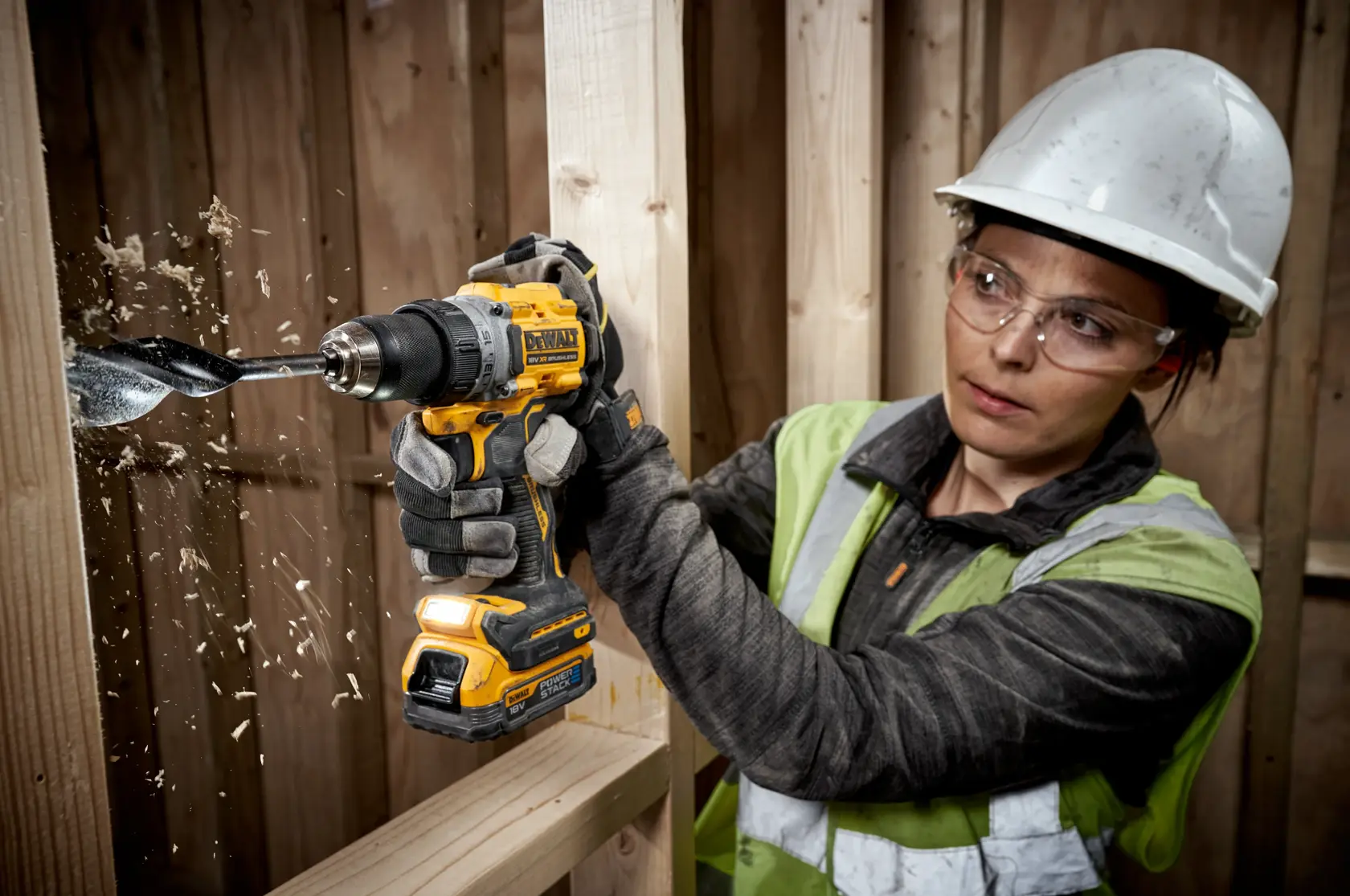 18V XR® Brushless Drill Driver - 2 X 1.7Ah POWERSTACK™ Batteries