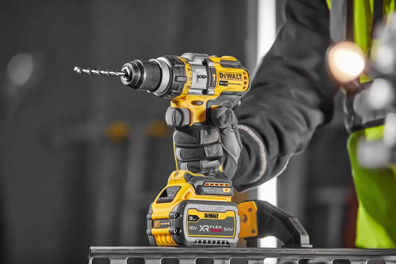 18V XR® XRP Hammer Drill Driver With FLEXVOLT® ADVANTAGE (1 X 9 Ah)