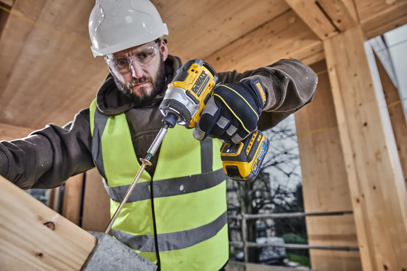 18V XR® Brushless Premium Impact Driver - 2 X 1.7Ah POWERSTACK™ Battery
