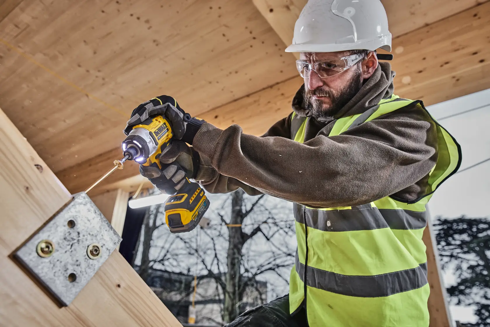 18V XR® Brushless Premium Impact Driver - 2 X 1.7Ah POWERSTACK™ Battery