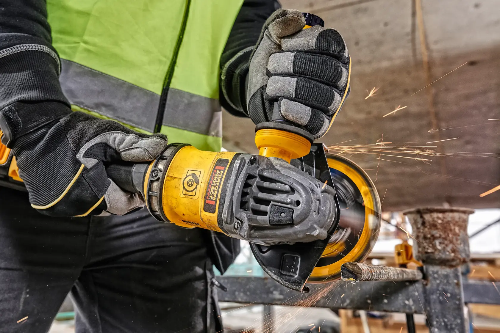 54V XR FLEXVOLT® 125mm Side Handle Detect Angle Grinder - 2 x FLEXVOLT® 9Ah