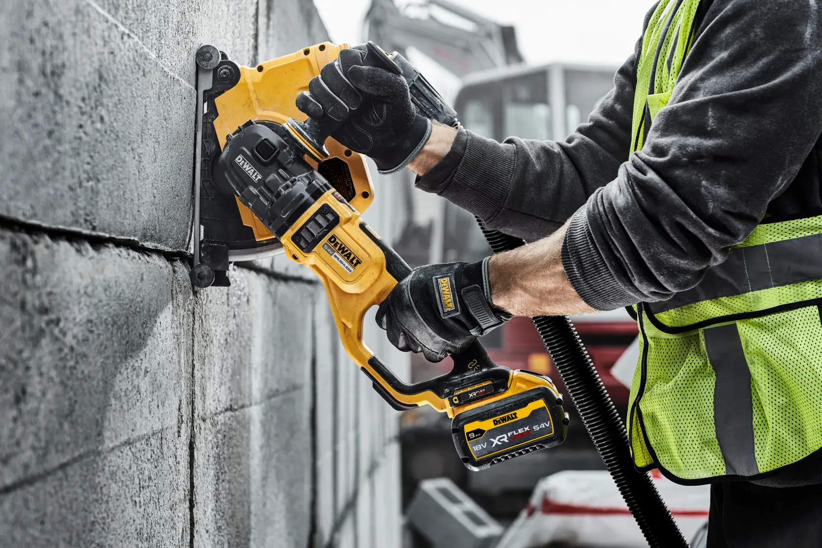 54V XR FLEXVOLT® 230mm Angle Grinder - 2 x FLEXVOLT® 9Ah