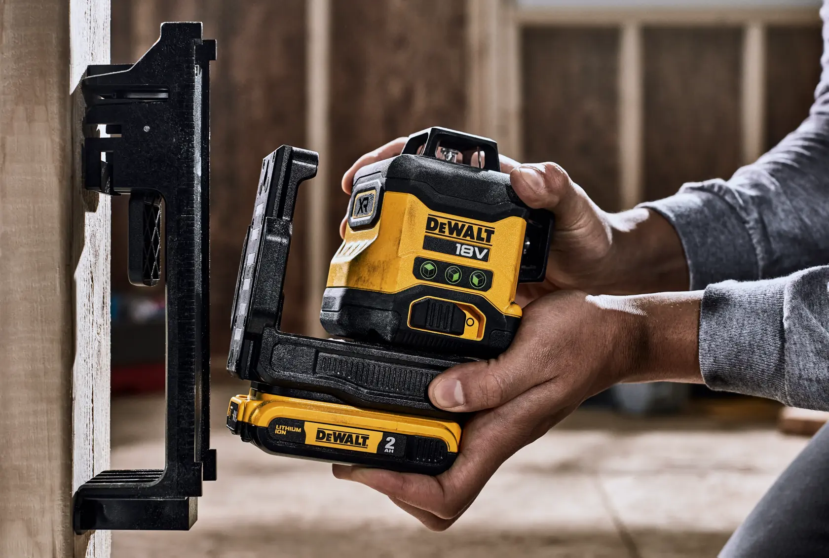 18V XR® Compact 3x360 Laser Kit