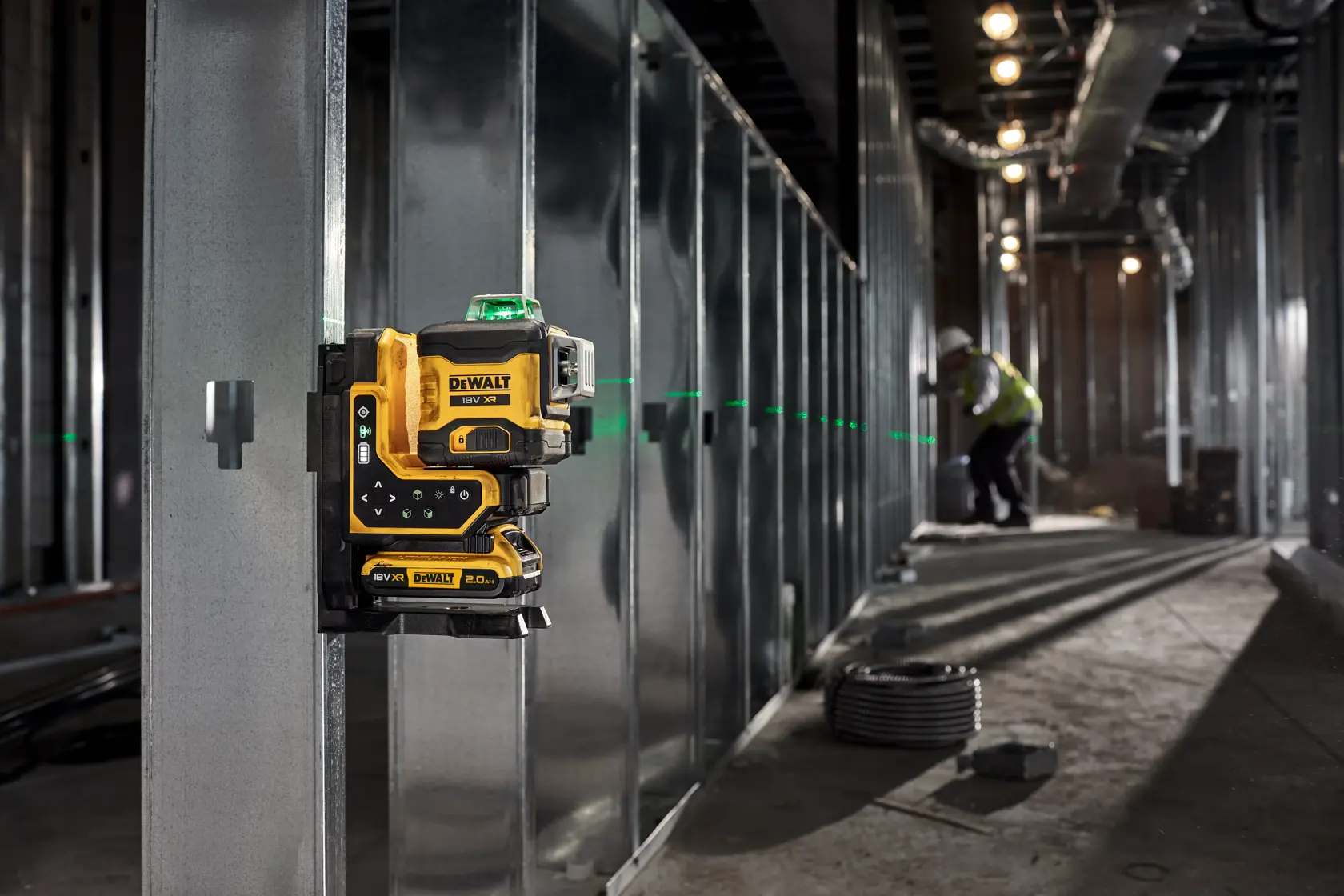 18V XR® 3x360 Remote Control Laser
