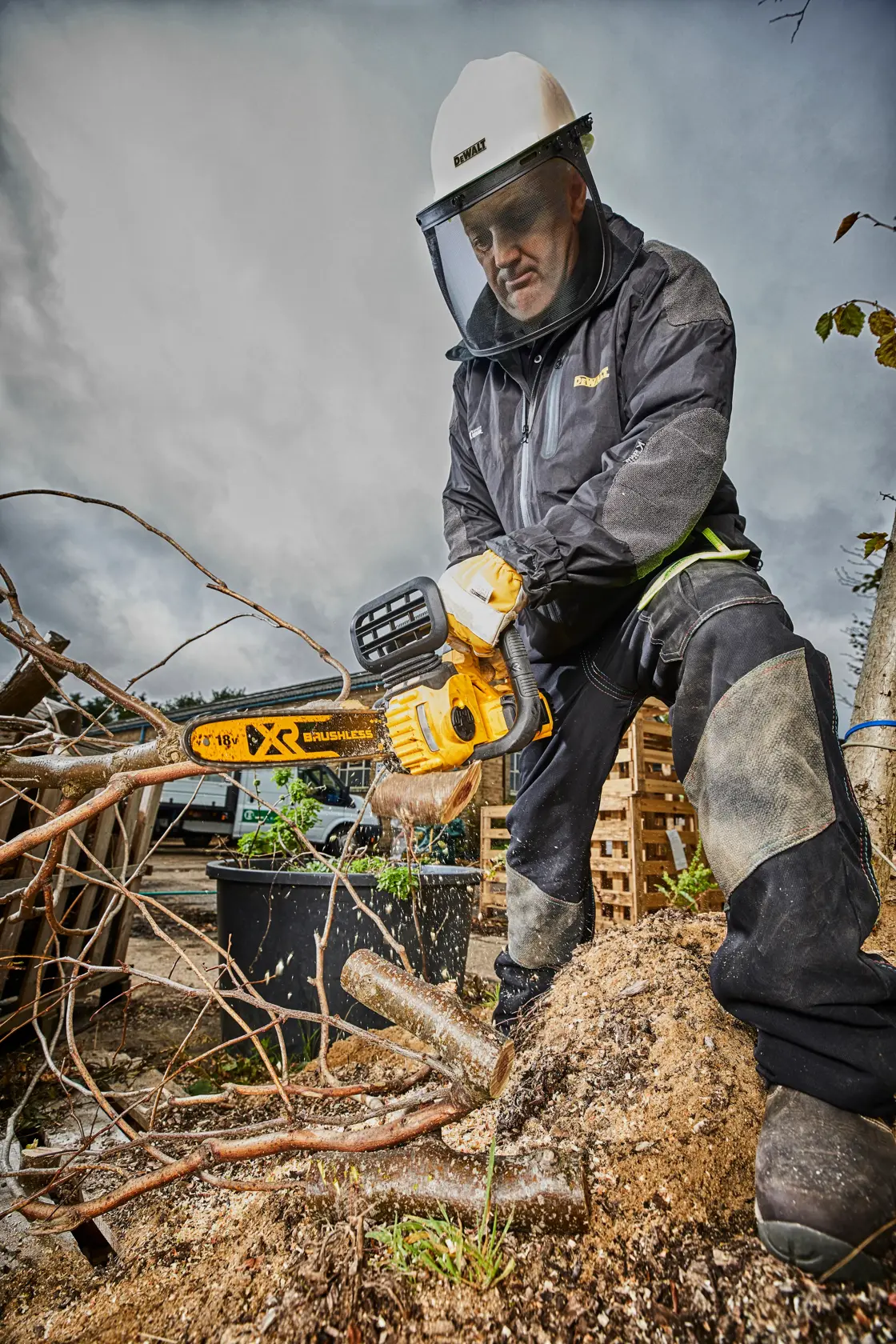 18V XR® Brushless 30cm Compact Chainsaw (Tool Only)