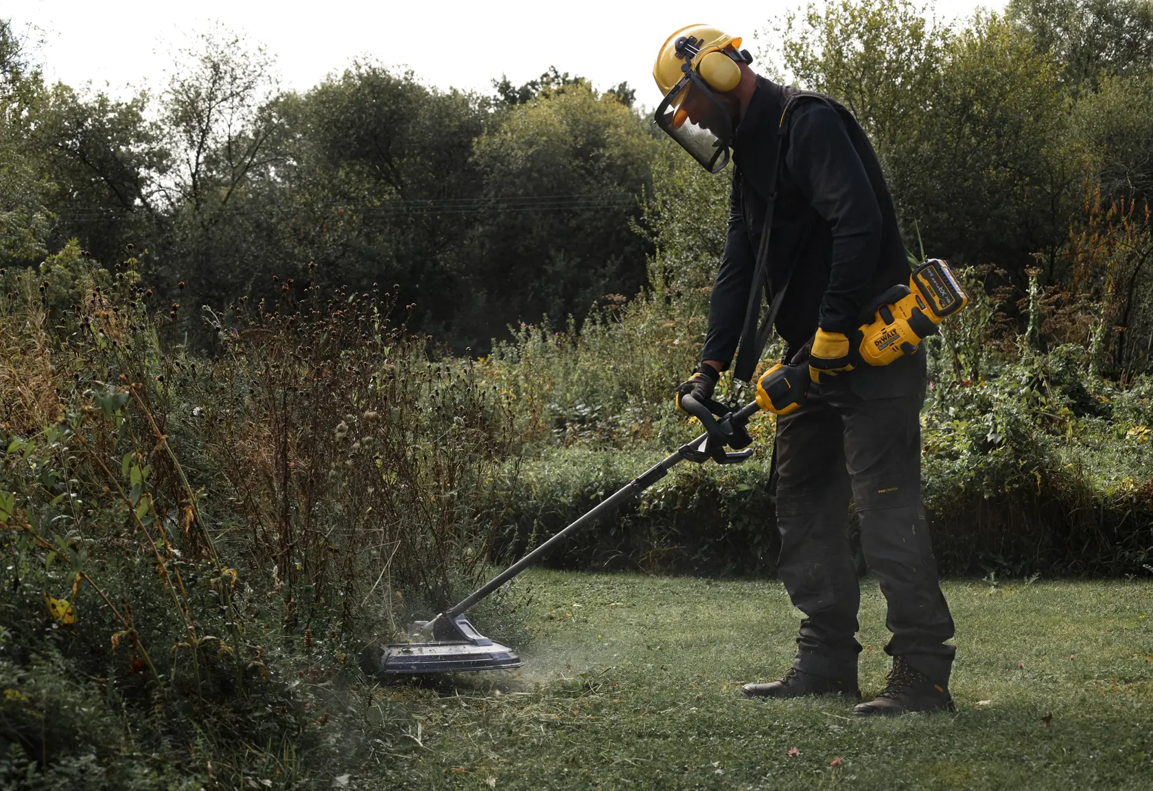 Split Boom String Trimmer Attachment