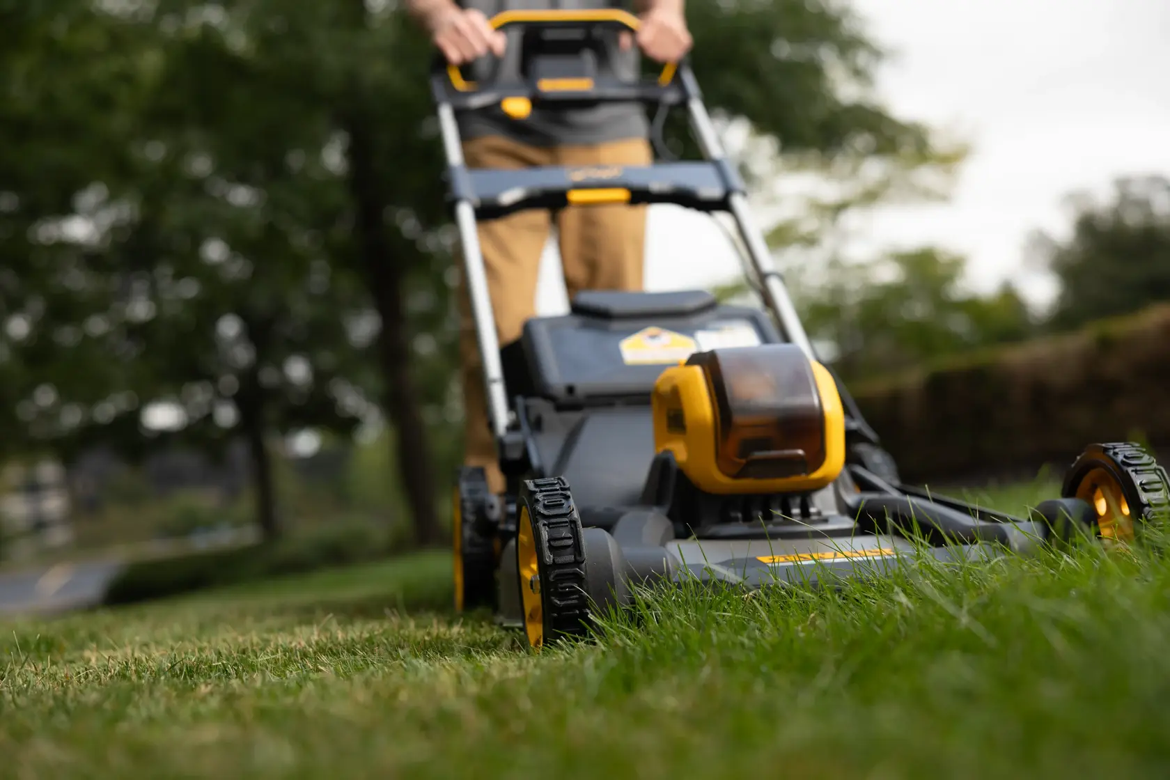 54v XR FLEXVOLT® Push Lawn Mower - Tool Only