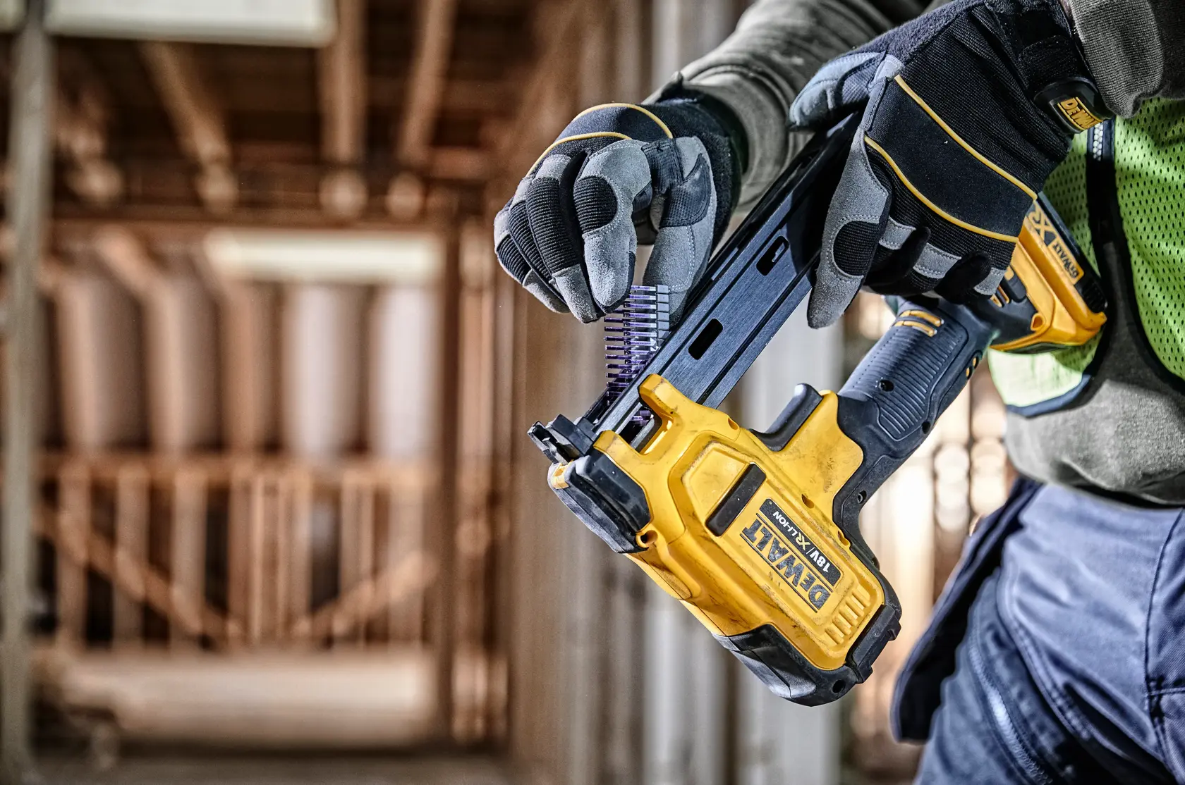 18V XR® Electricians Stapler (2 X 2 Ah)