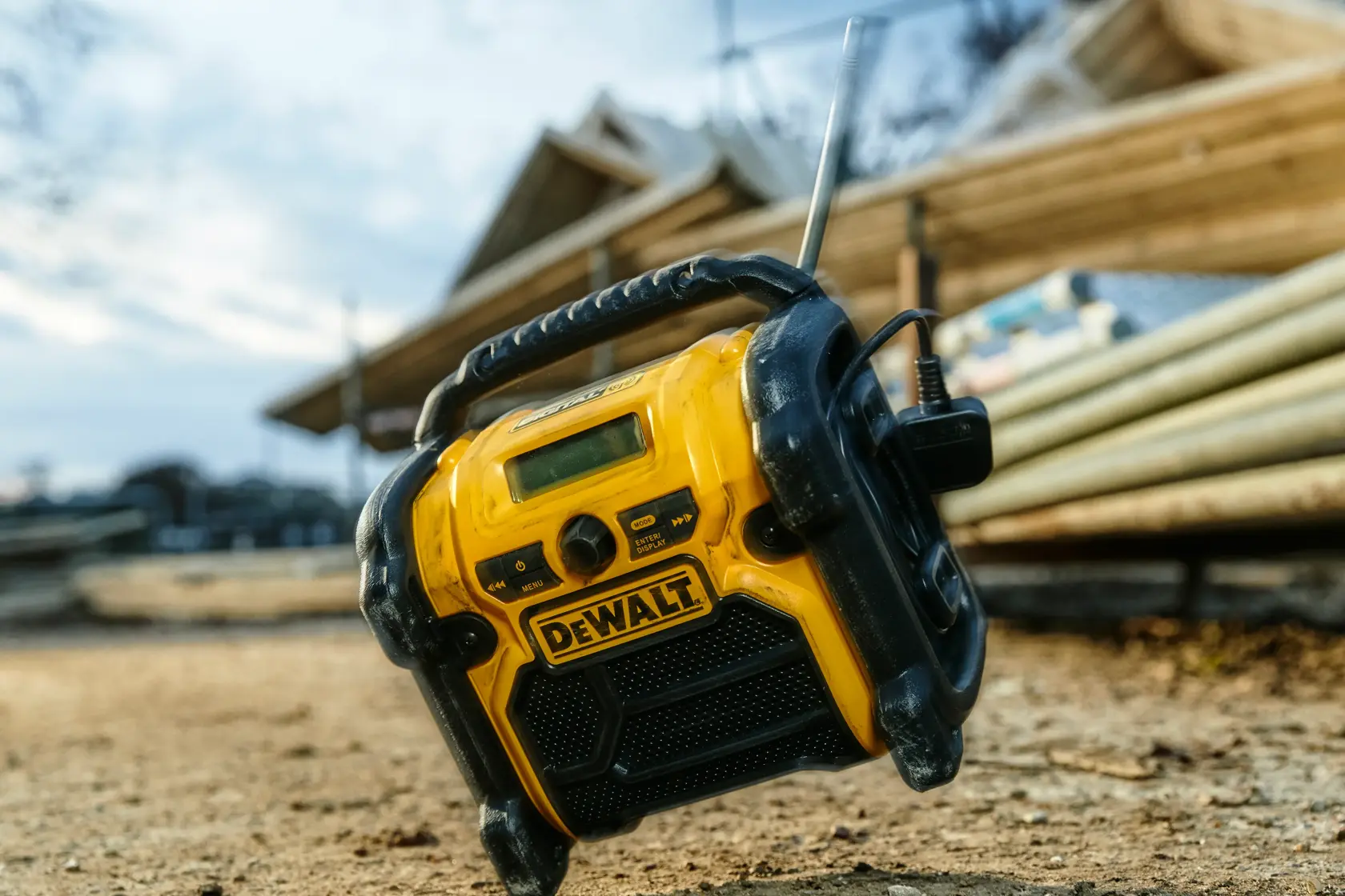 18V XR® Compact DAB+/FM Radio