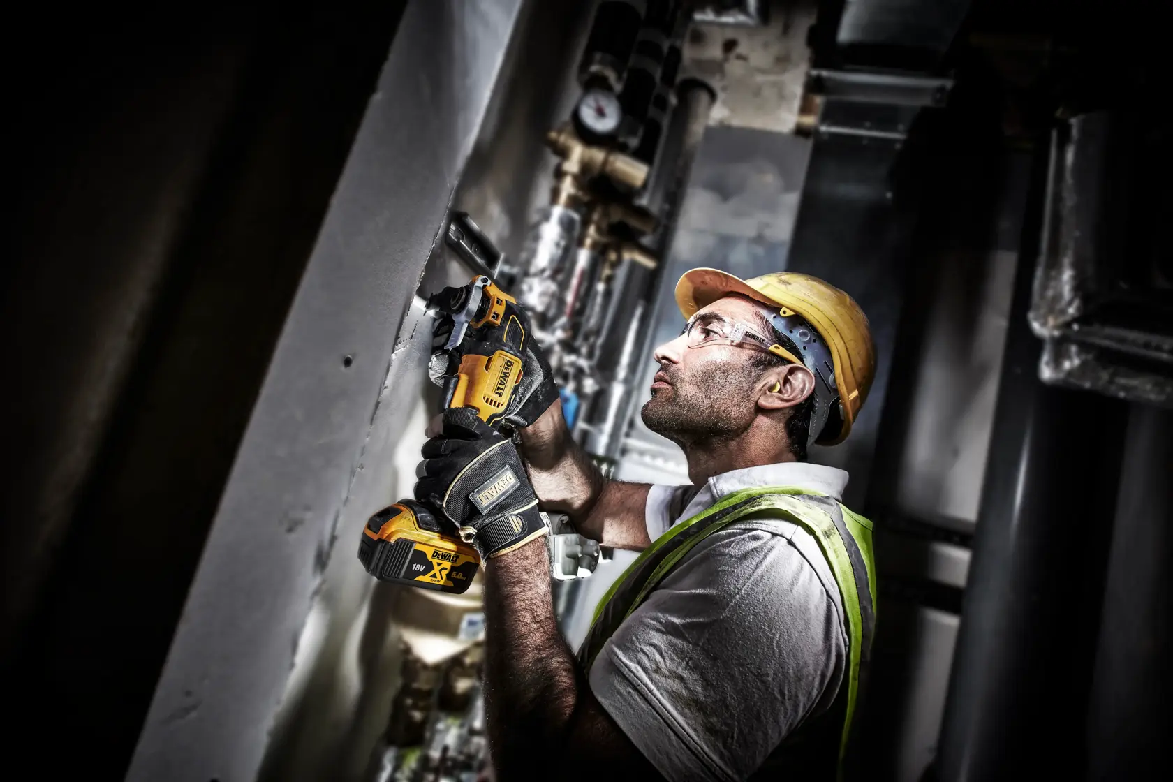 18V XR® Brushless 3 Speed Oscillating Speed Multi-Tool - 2 X 5Ah