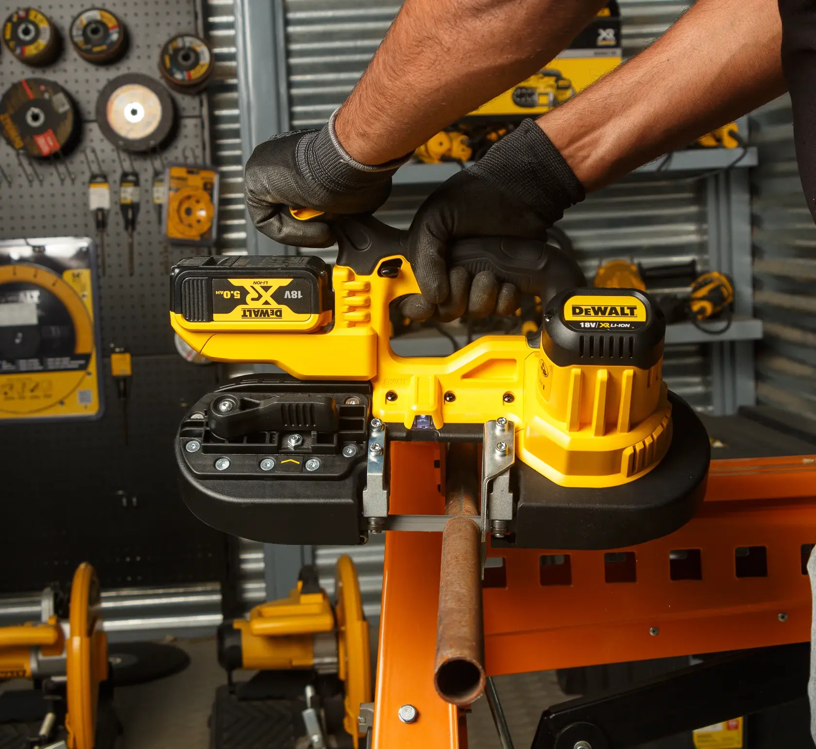 18V XR® Bandsaw (Tool Only)