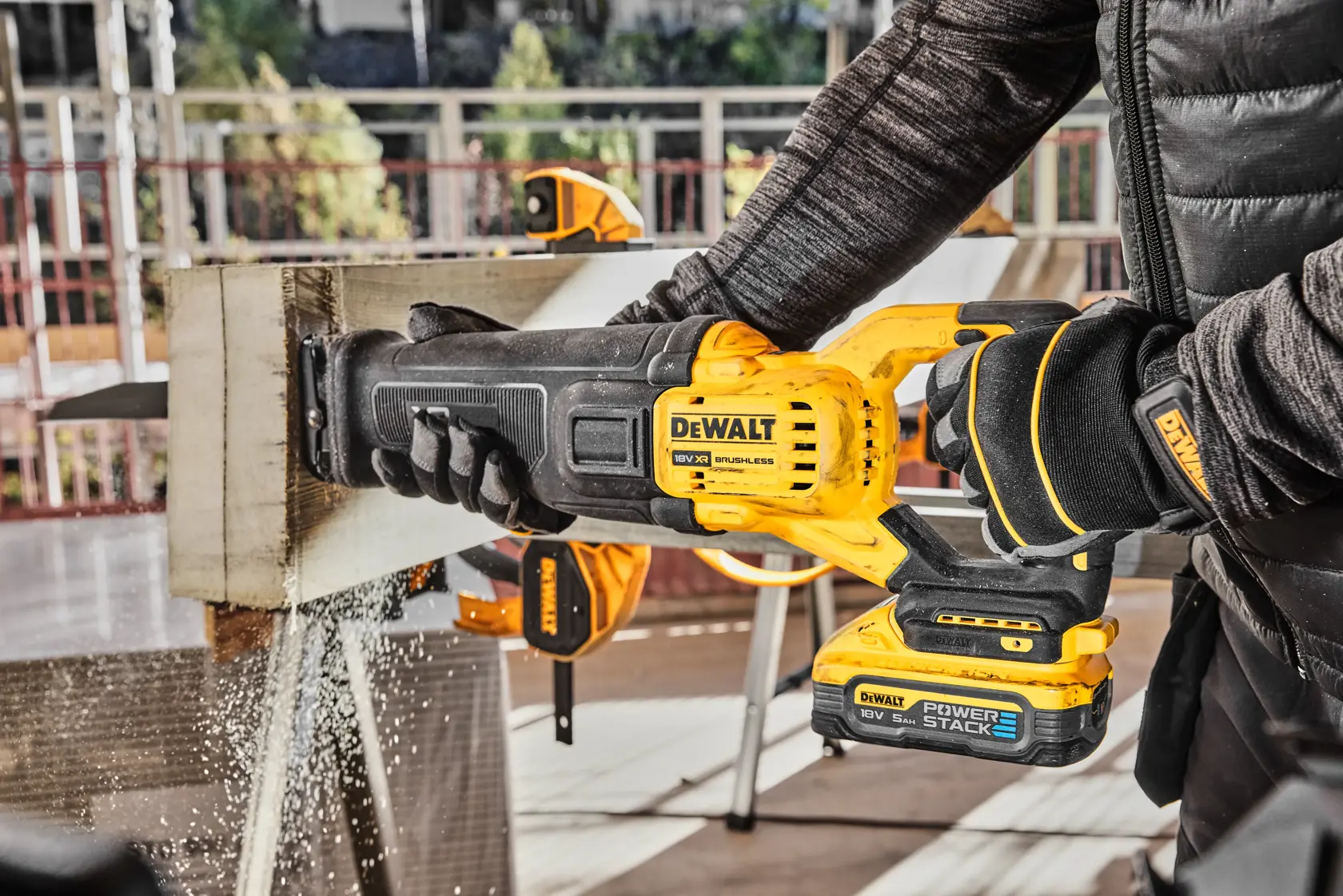 18V XR® Brushless Reciprocating Saw - 2 x POWERSTACK™ 5Ah