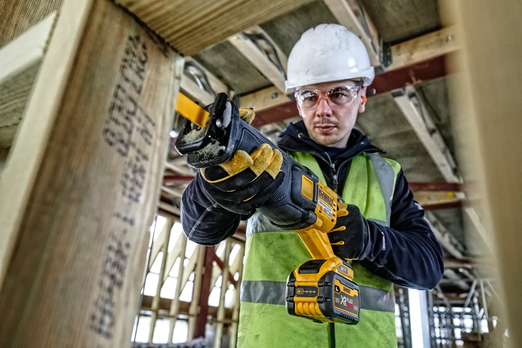 54V XR FLEXVOLT® Reciprocating Saw - 2 x 6Ah