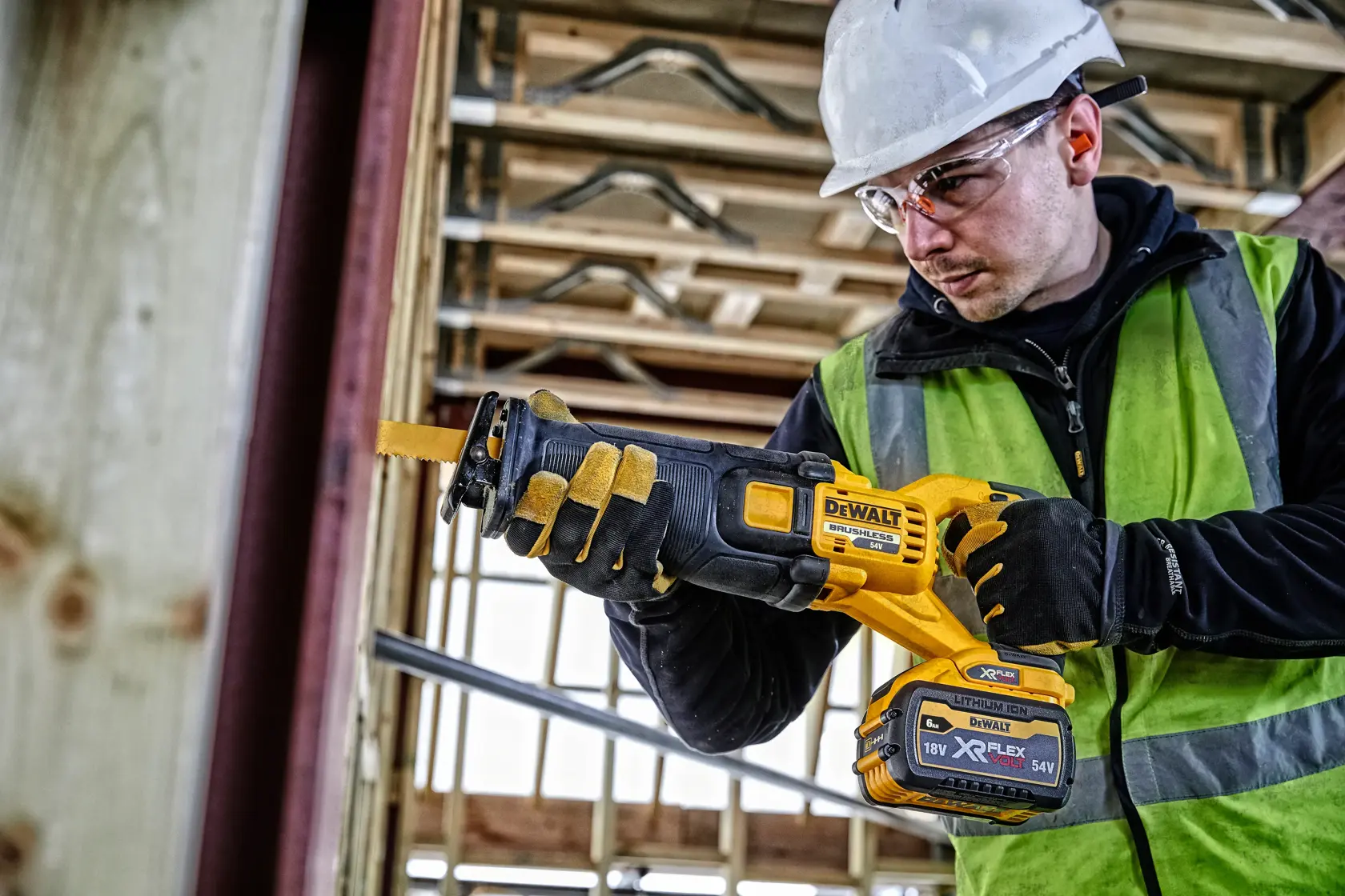 54V XR FLEXVOLT® Reciprocating Saw - 2 x 6Ah