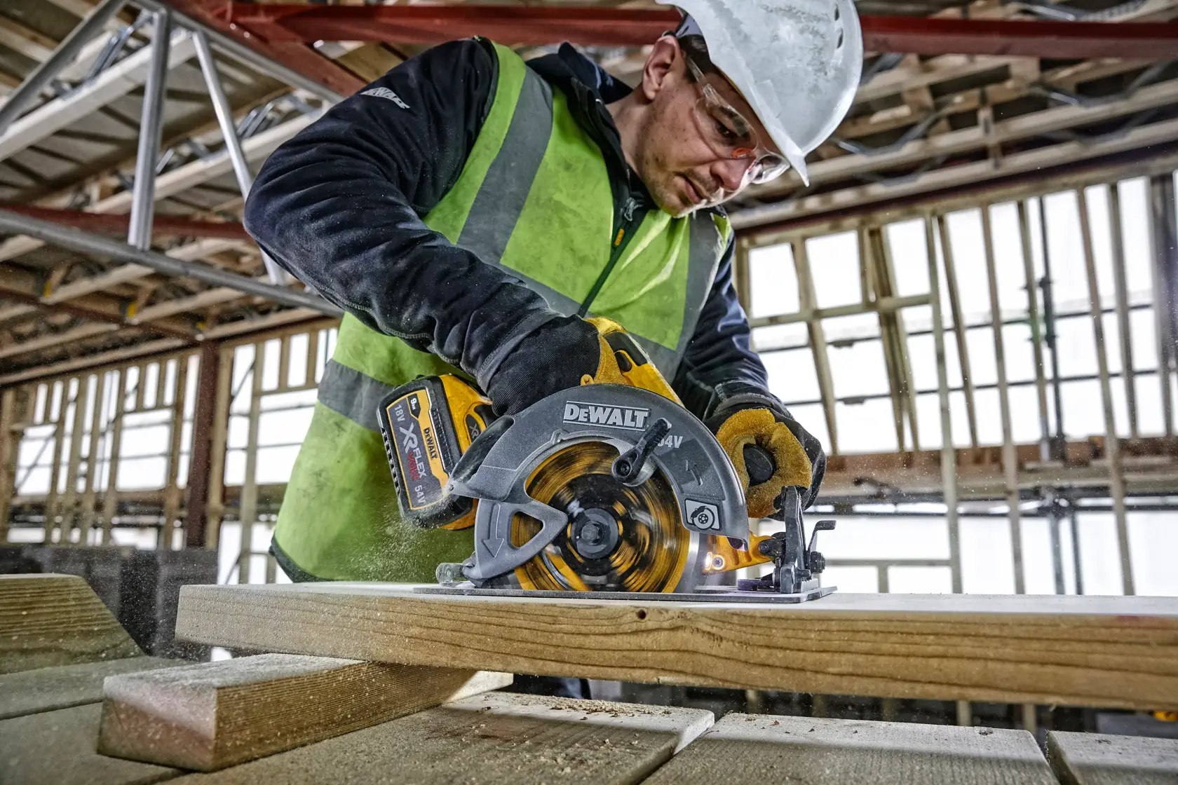 54V XR FLEXVOLT® 190 mm Circular Saw - Tool Only