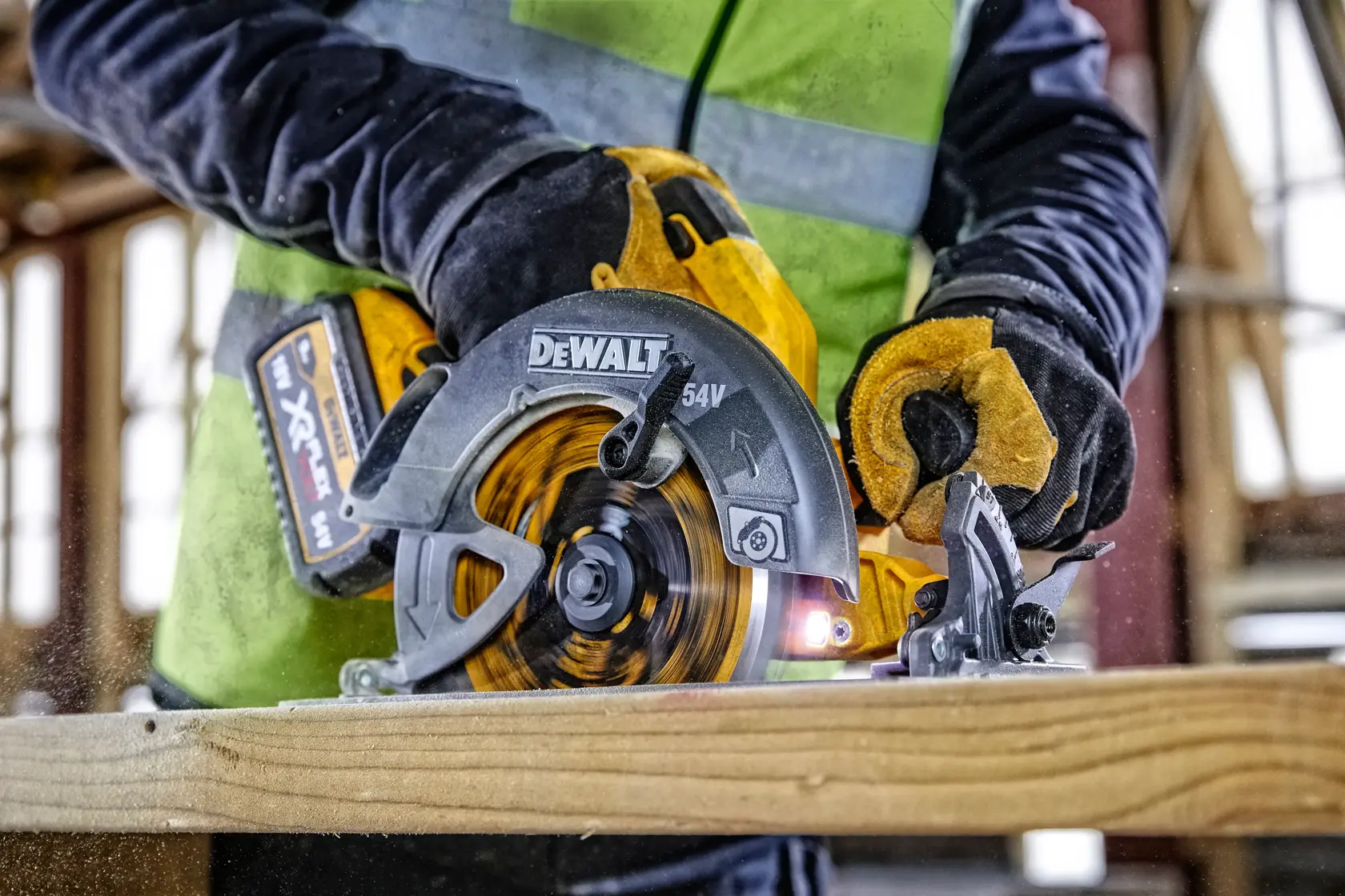 54V XR FLEXVOLT® 190 mm Circular Saw - Tool Only