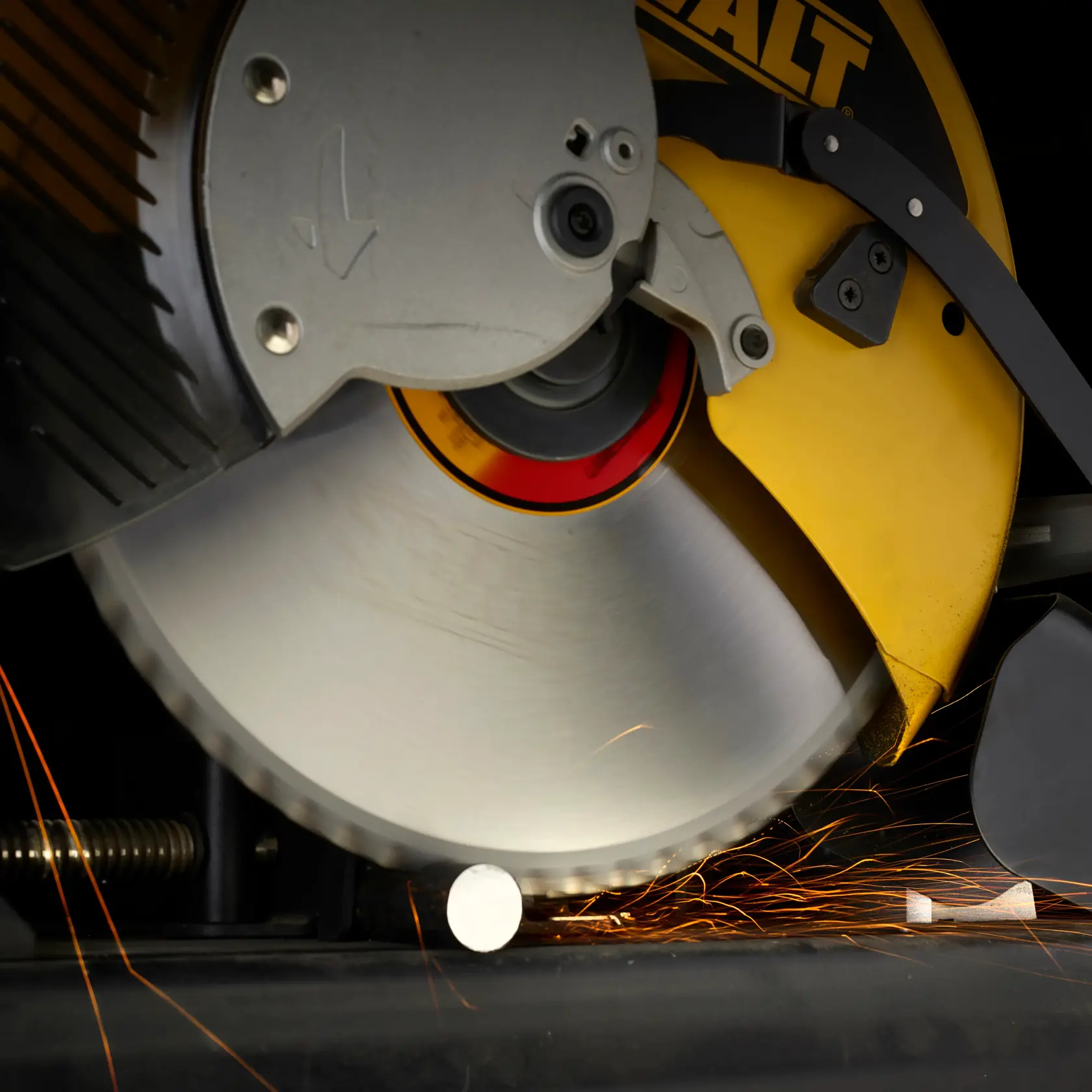 355mm x 25.4mm 66t Steel Circular Saw Blade