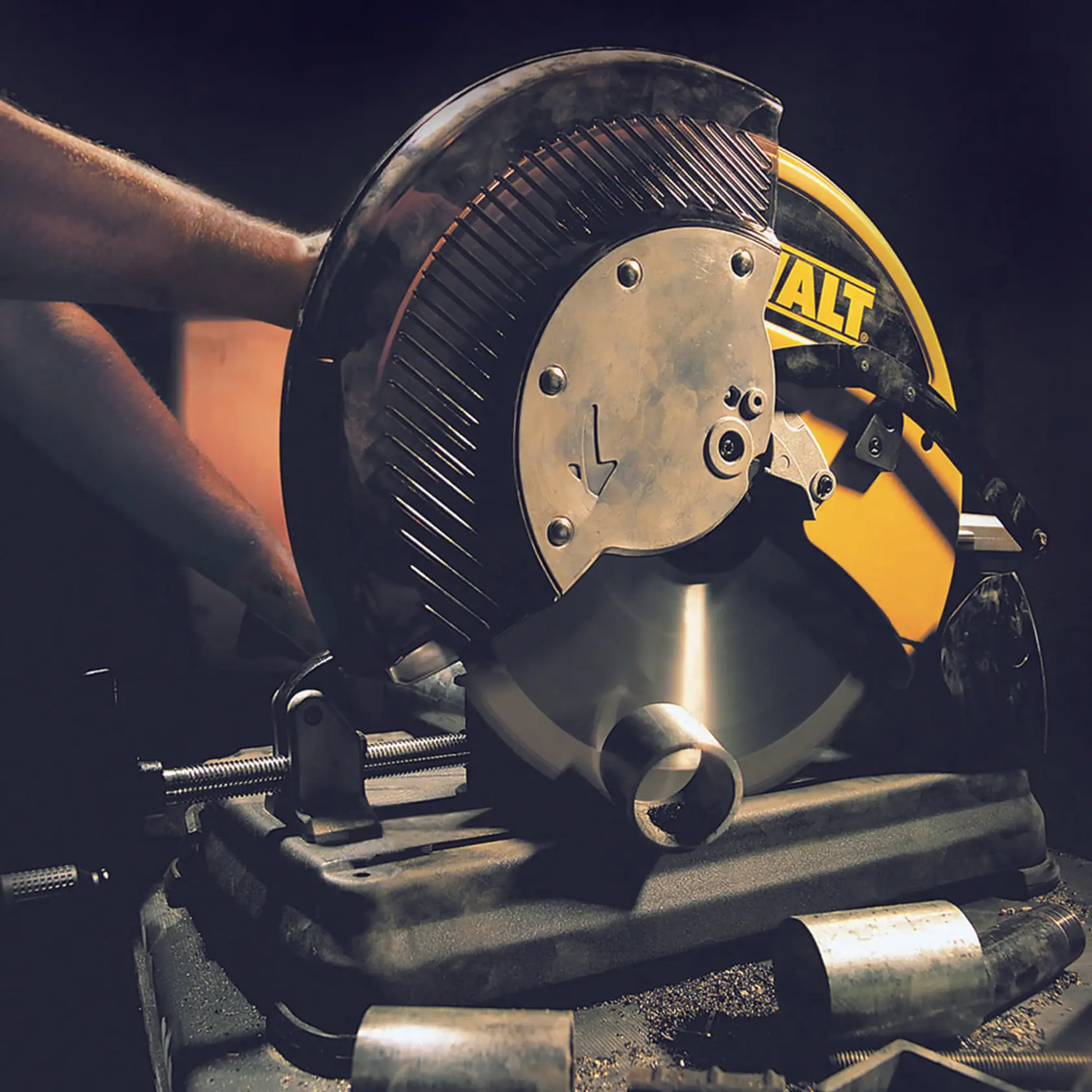 355mm x 25.4mm 90t Steel Circular Saw Blade (metal)