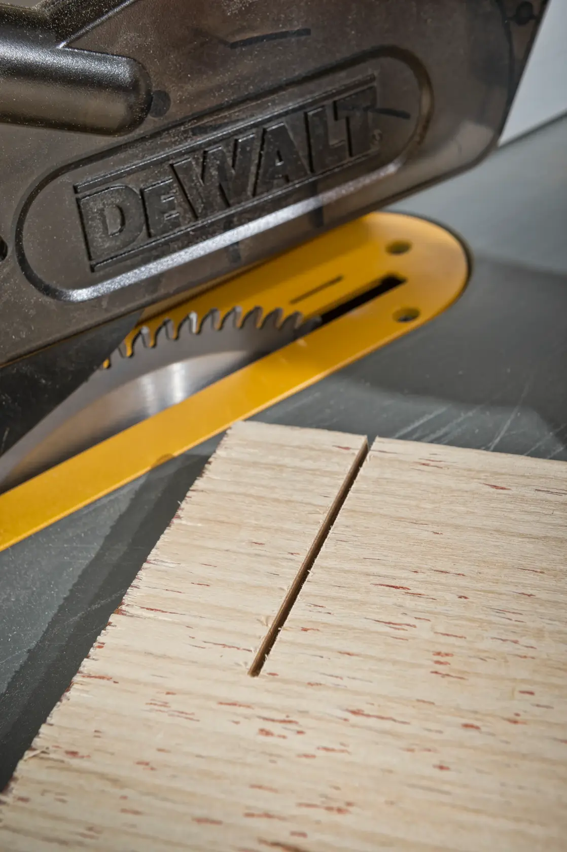 Extreme Workshop 250mm x 30mm 60t Circular Saw Blade