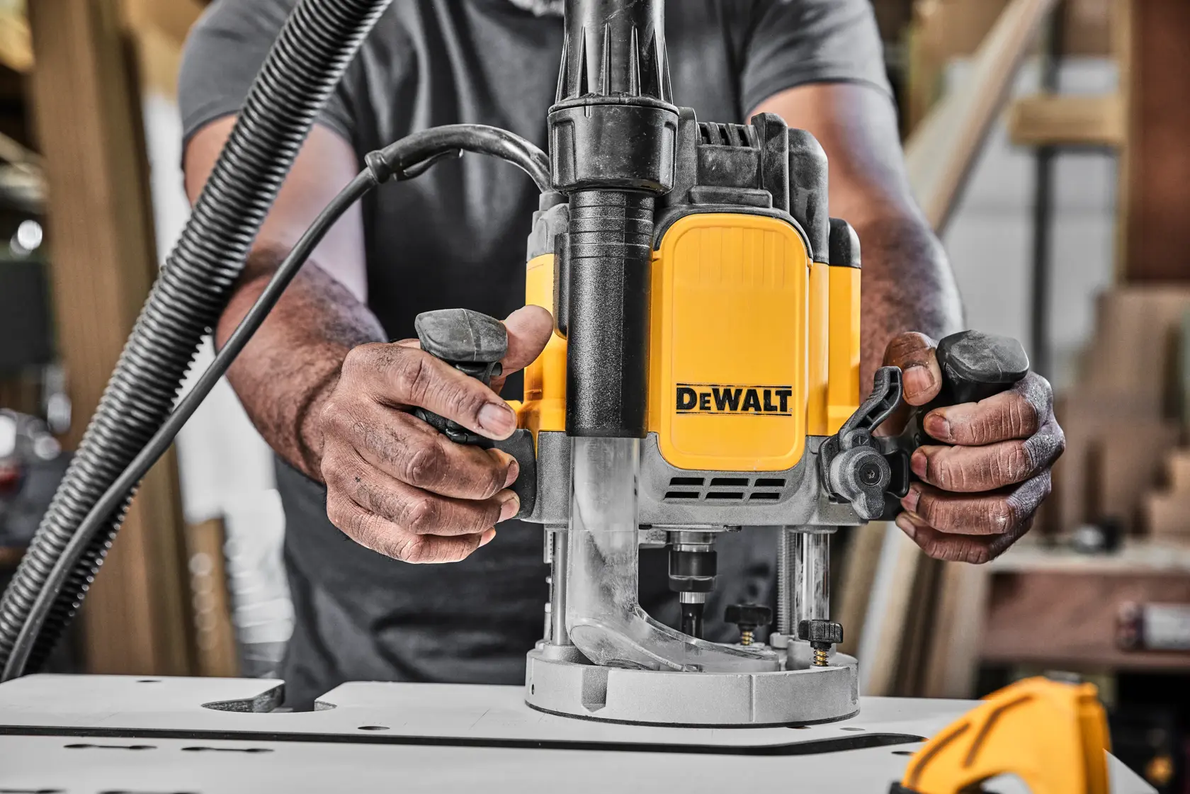 2100W 1/2" Plunge Router