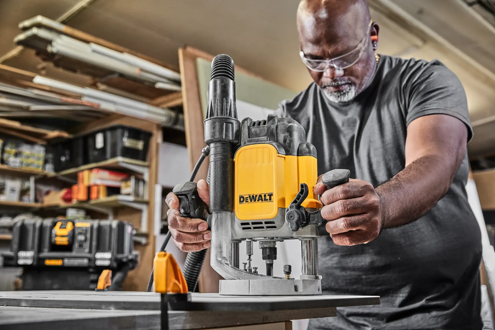 2100W 1/2" Plunge Router