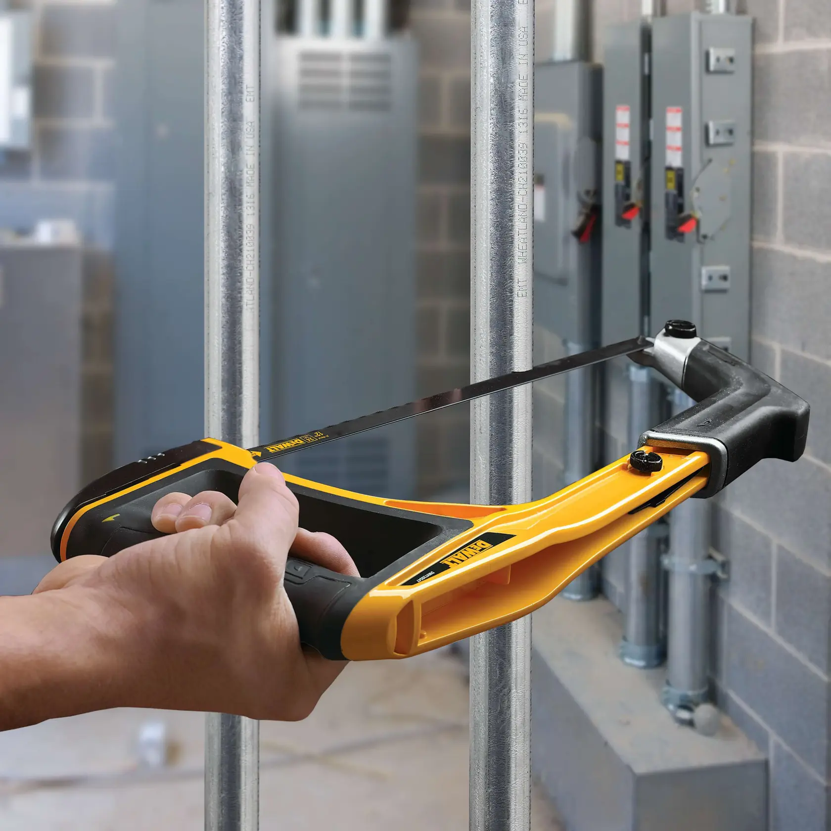 5-in-1 Hacksaw