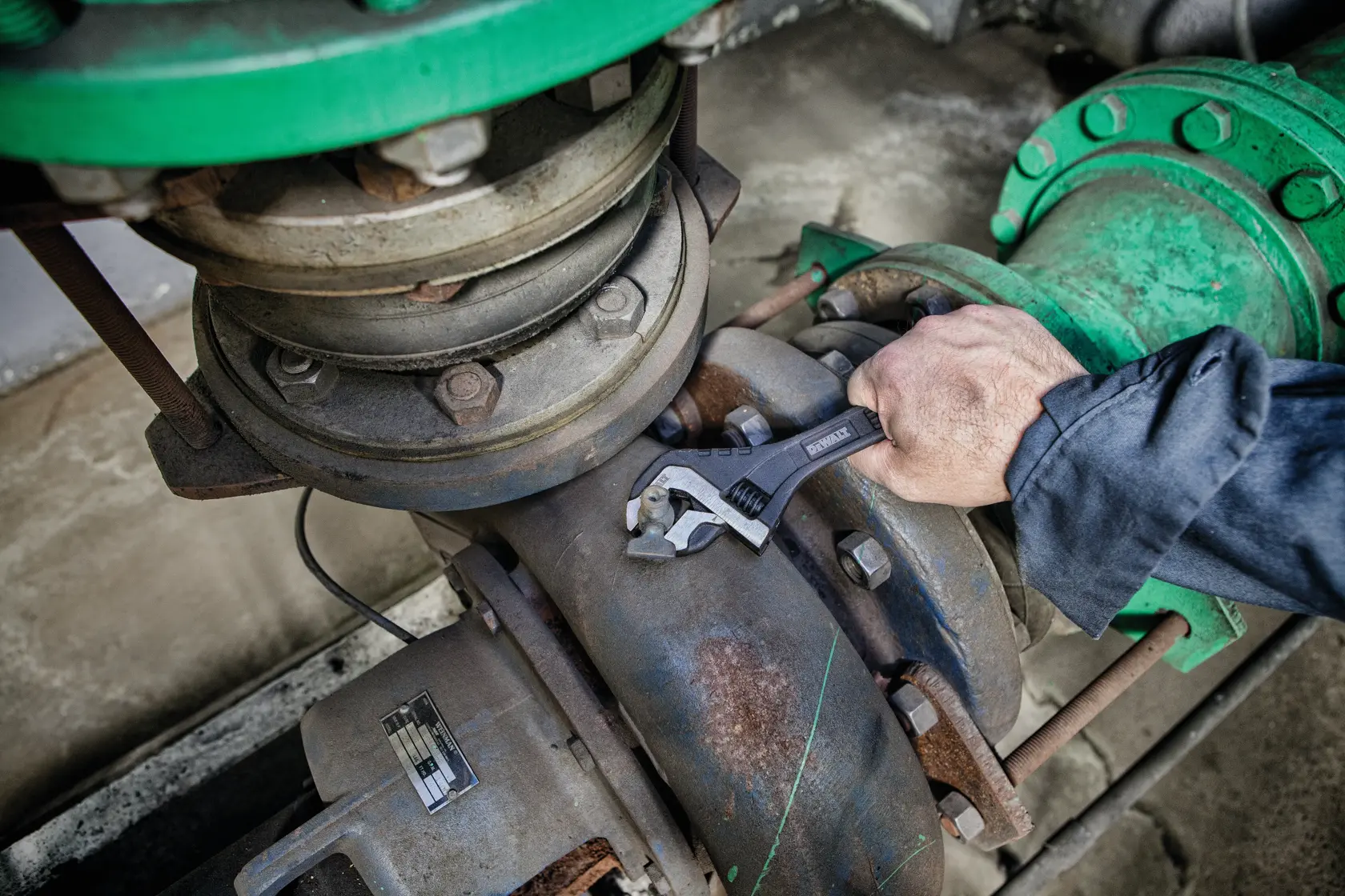 10-in All Steel Adjustable Wrench