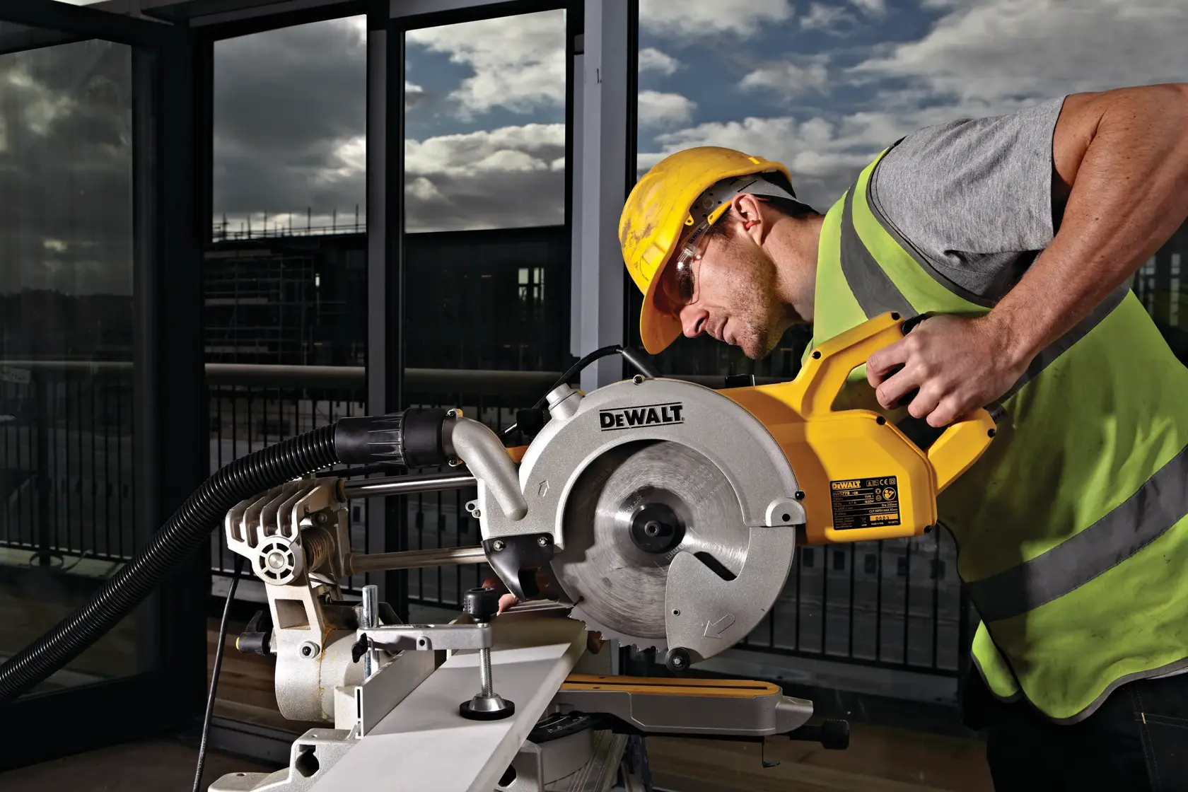 250mm Mitre Saw